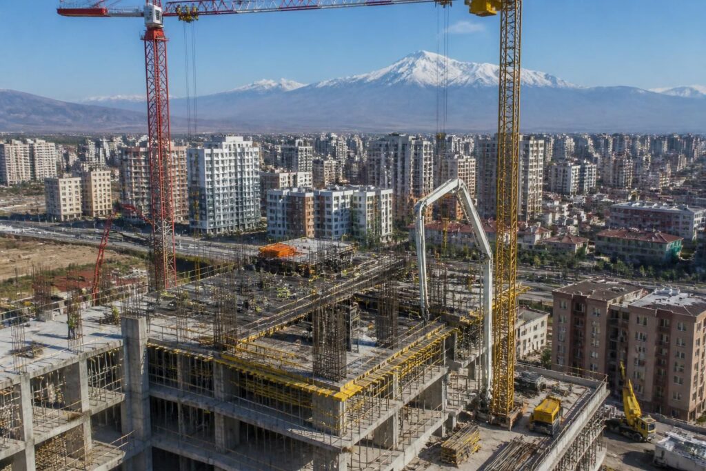 kayseri inşaat firmaları hakkında detaylı bilgi ve sektörde öne çıkan isimler ile sundukları hizmetleri keşfedin. güvenilir inşaat çözümleri için en iyi firmaları bulun.